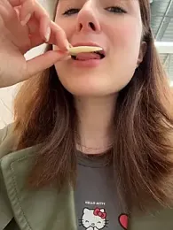 Dina_Tease — Stripchat stream photo (Apr 2026)