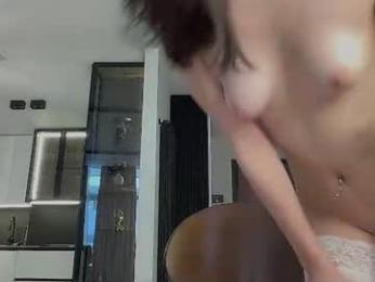 bella_hayes — webcam model online on chaturbate