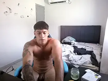 latin_party007 — Stripchat stream photo (Apr 2026)