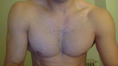 youngst8 — Cam4 stream photo (Apr 2026)