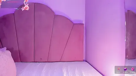 ValeriaAguilar — webcam model online on stripchat