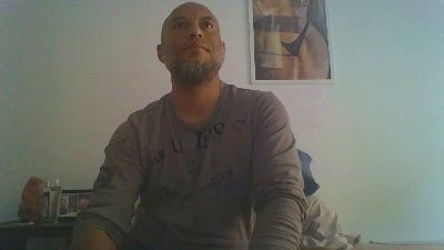 latinomulat1 — Cam4 stream photo (Apr 2026)