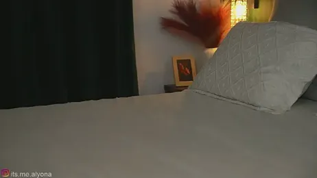 Alyonaqueen_ — Stripchat stream photo (Apr 2026)