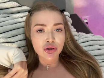 MILEDIUM — webcam model online on bongacams