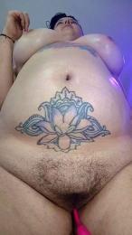 Divine_Pouvoir — webcam model online on cam4