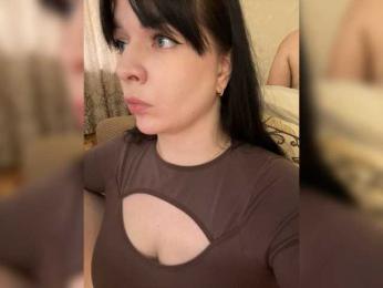 HellMor — webcam model online on bongacams