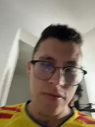 Kurtxxx22 — Stripchat stream photo (Jun 2026)