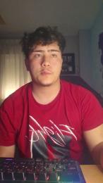 Adriiiaar — Cam4 stream photo (Apr 2026)