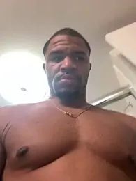 kingtaydo — webcam model online on stripchat