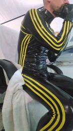 fred2085 — Cam4 stream photo (Apr 2026)