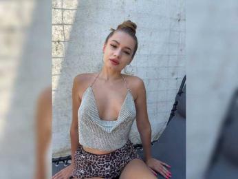 ------_ — Bongacams stream photo (Jun 2026)