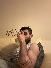 Z-man- — Stripchat stream photo (May 2026)