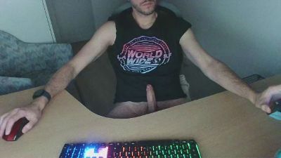 nuerololo — Cam4 stream photo (Mar 2026)