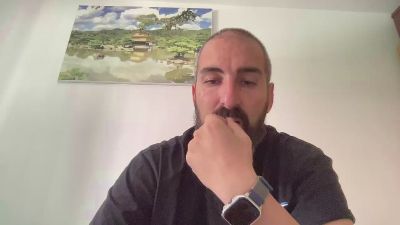 v1c70r1985 — Cam4 stream photo (Apr 2026)