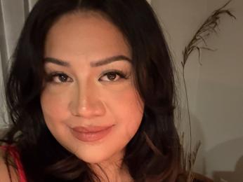 PhoenixCali — webcam model online on livejasmin