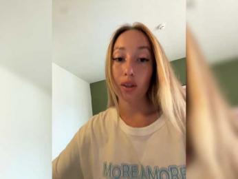 Chloee — bongacams