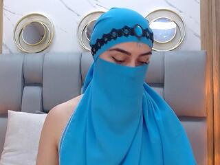 Aliah Manzur — Flirt4free stream photo (Apr 2026)