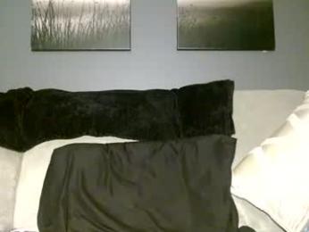 alannarack — webcam model online on chaturbate