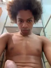Arthuryouncock — webcam model online on stripchat