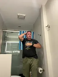 Bronco9602 — Stripchat stream photo (Sep 2026)