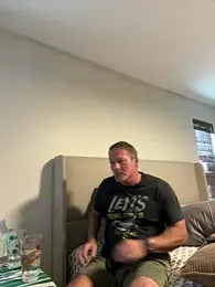 Bronco9602 — Stripchat stream photo (Sep 2026)