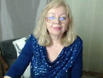 EvelynLoveShy — Bongacams stream photo (Mar 2026)