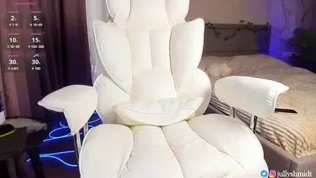 jullyshmidt — Stripchat stream photo (May 2026)