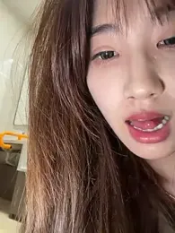 GG-BONG1 — Stripchat stream photo (May 2026)