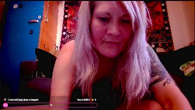 LaFinlandese — webcam model online on cam4