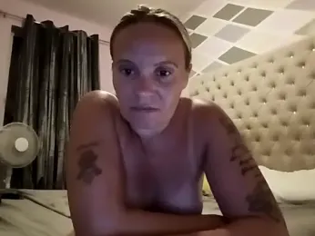 sarahlou89 — Stripchat stream photo (Sep 2023)