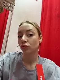melissa_grr — webcam model online on stripchat