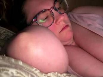 x_dreamgirl_x — Chaturbate stream photo (Apr 2026)