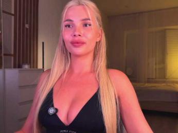 AlexaS_ — webcam model online on bongacams