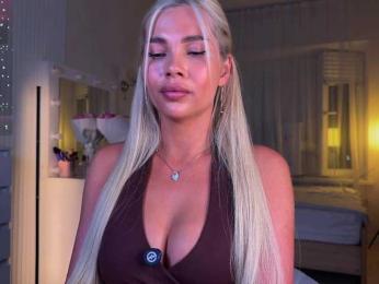 AlexaS_ — webcam model online on bongacams