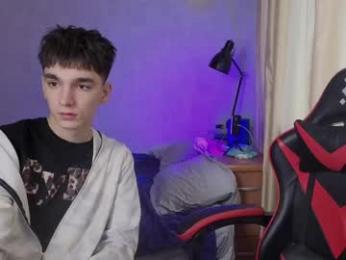 drinklinov — webcam model online on chaturbate