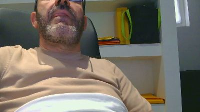 Teobg76 — webcam model online on cam4