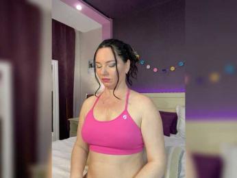 Hungryforme — webcam model online on bongacams