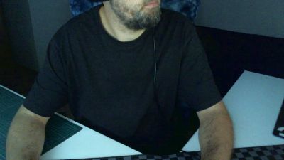 xikillo28 — webcam model online on cam4