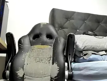 coolfriki — Stripchat stream photo (Oct 2025)