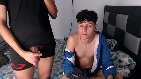 apoloandhansel — webcam model online on stripchat