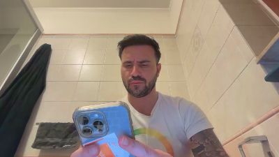 valmontbb — webcam model online on cam4