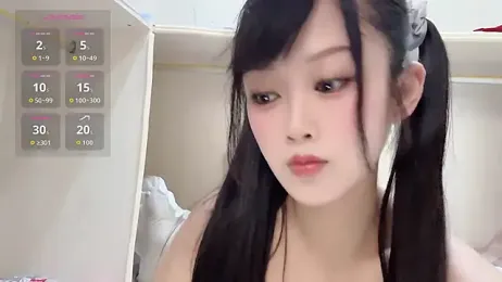 yueyue2003 — webcam model online on stripchat