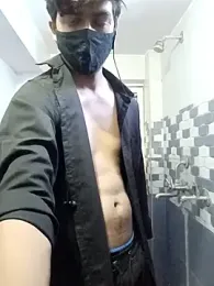 hotyboy_89 — webcam model online on stripchat