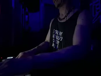 trash4cash — Stripchat stream photo (Apr 2026)