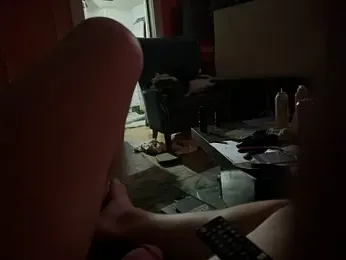 trash4cash — Stripchat stream photo (Apr 2026)