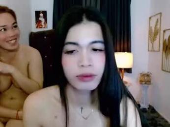 hollyyumiloove — Chaturbate stream photo (Feb 2026)
