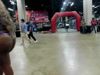 emmiep — webcam model online on chaturbate