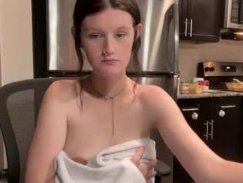 itskaylaaa — webcam model online on chaturbate