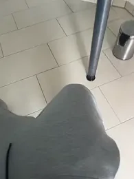 derficker0606 — webcam model online on stripchat