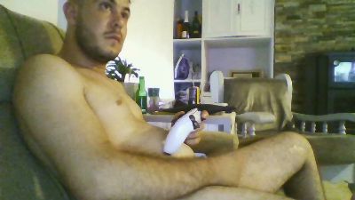 alexxro19 — webcam model online on cam4